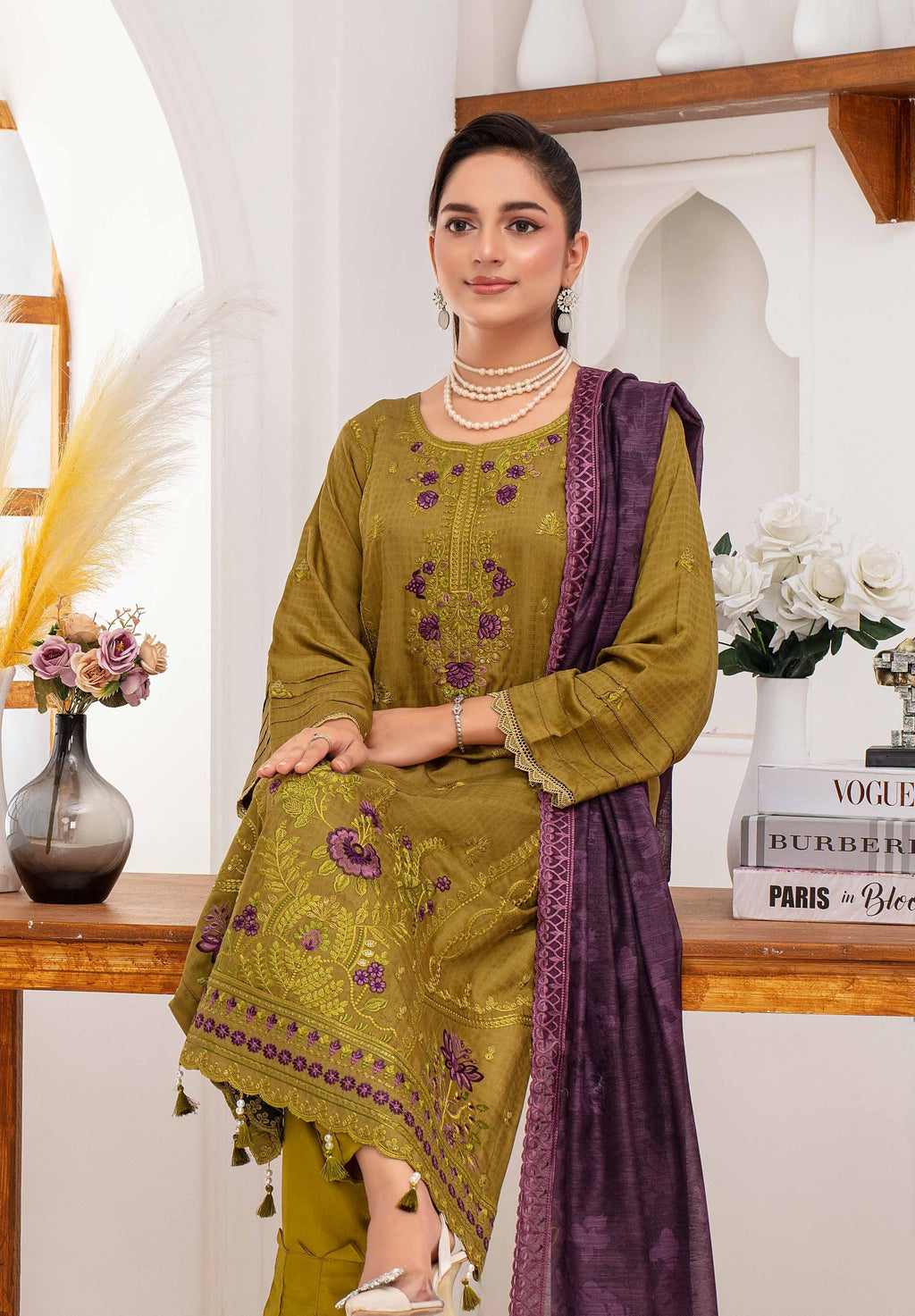 RAKHNA Zamna Exclusive Viscose Embroidered Suit (3-Piece)