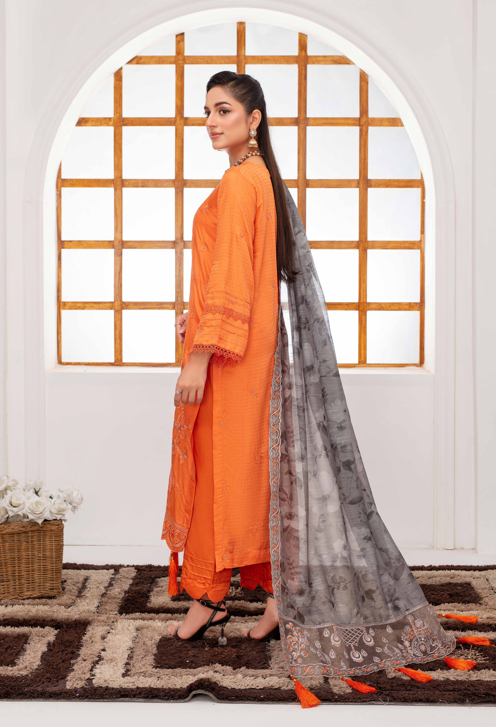RAKHNA Zamna Exclusive Viscose Embroidered Suit (3-Piece)