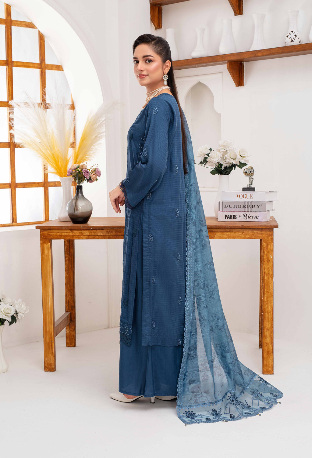 RAKHNA Zamna Exclusive Viscose Embroidered Suit (3-Piece)