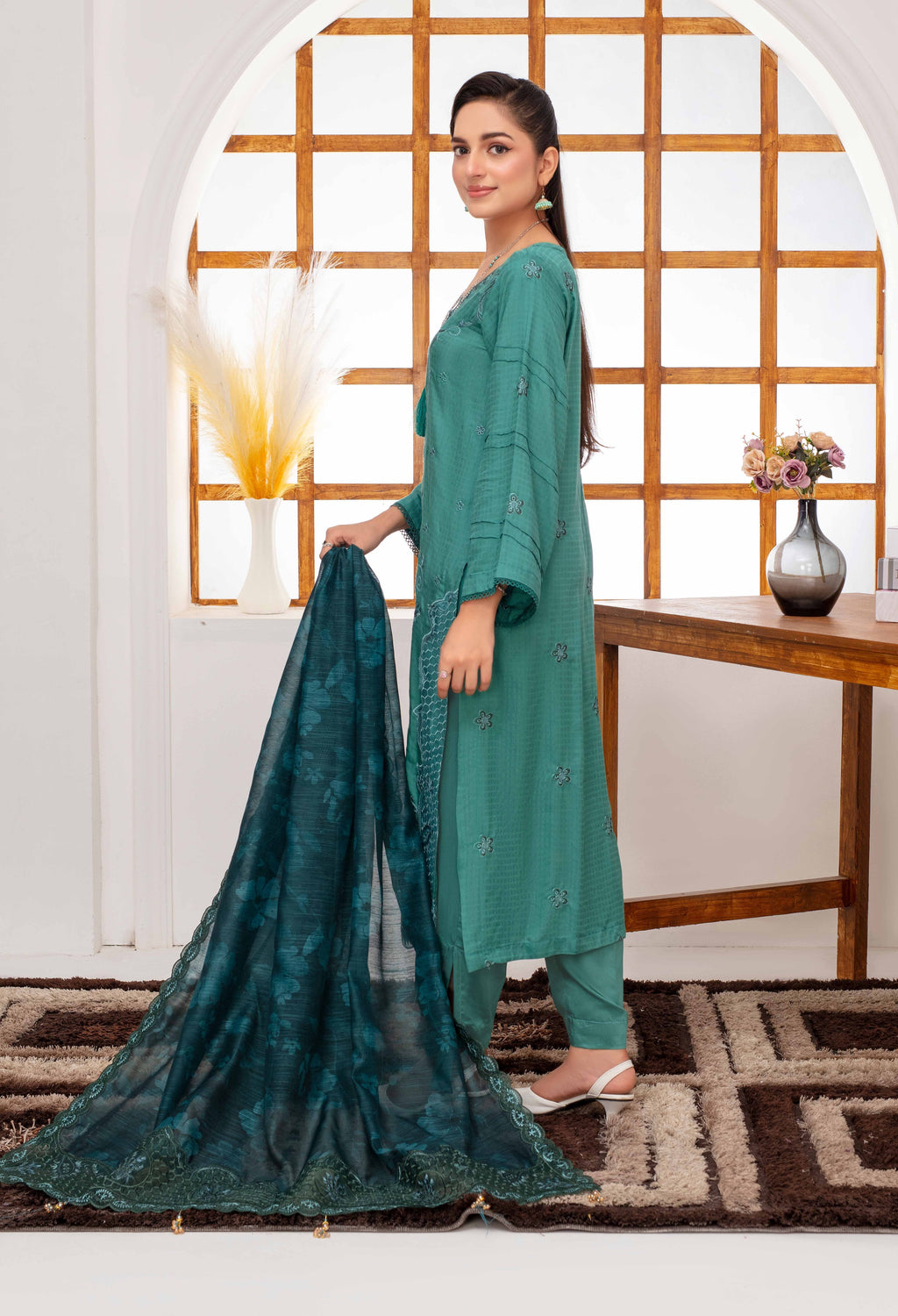 RAKHNA Zamna Exclusive Viscose Embroidered Suit (3-Piece)